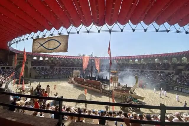 Vivez Nantes et plongez dans l'histoire au Puy du Fou
